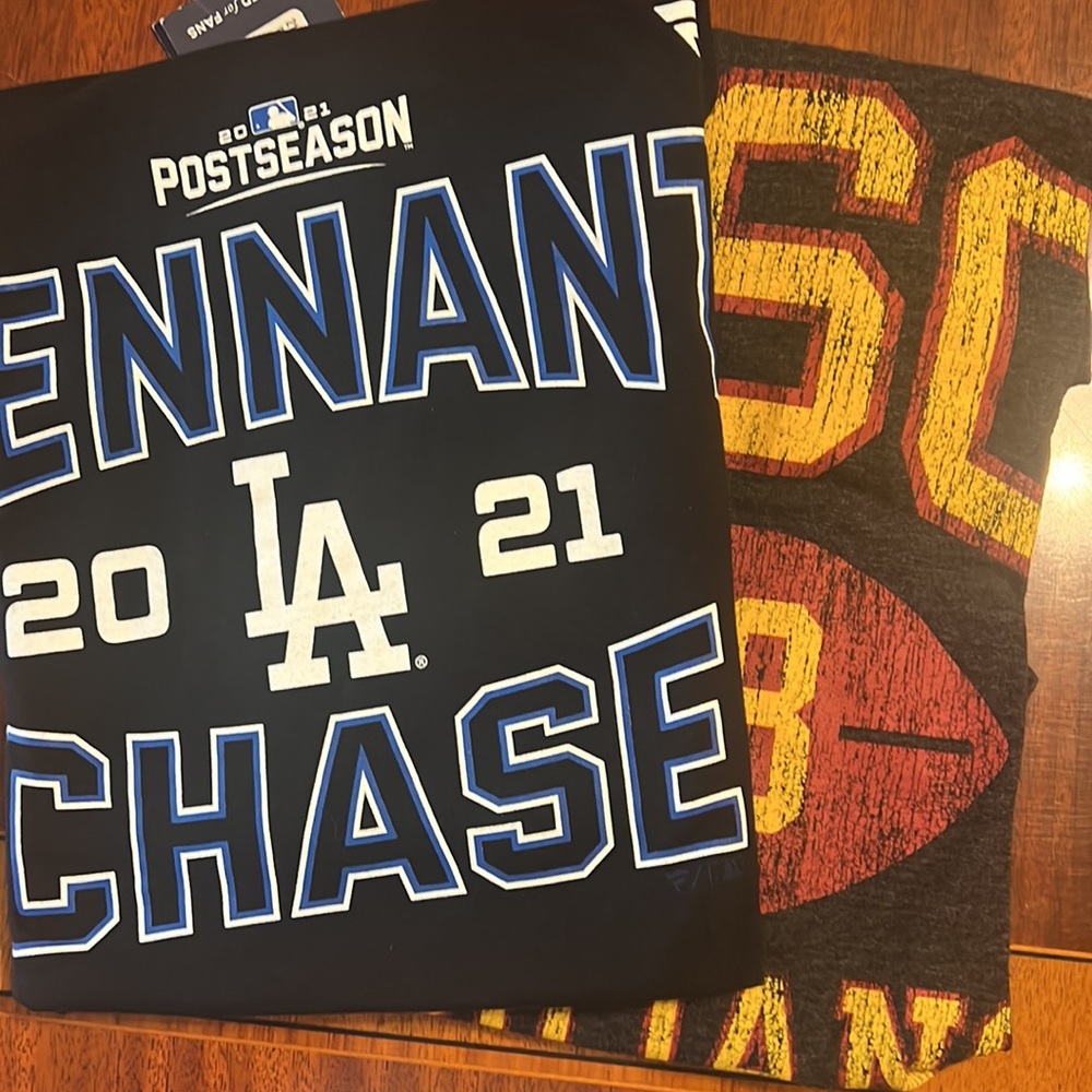 -2 SHIRTS- NEW FANATICS men Large & USC woman’s shirt medium ~ - Picture 3 of 10